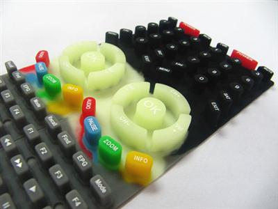 東莞夜光導(dǎo)電硅膠 熒光導(dǎo)電硅膠按鍵生產(chǎn)工廠