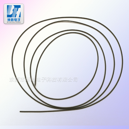 碳鎳導(dǎo)電硅膠條 專(zhuān)業(yè)供應(yīng)屏蔽電磁波導(dǎo)電硅膠條